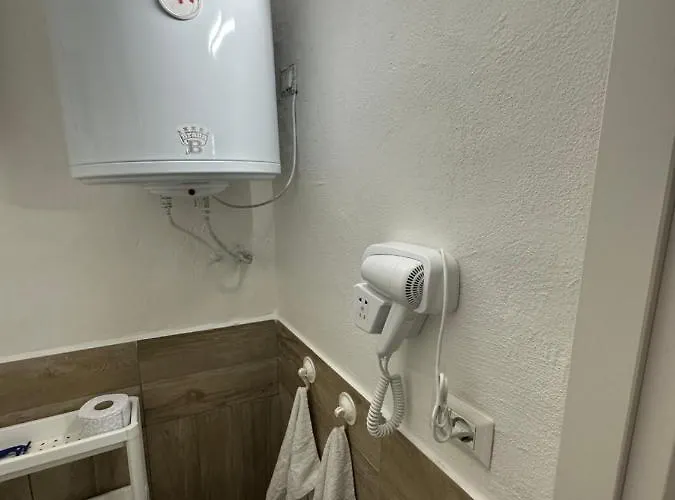 Aurora House 아파트