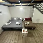 Aurora House Neapol