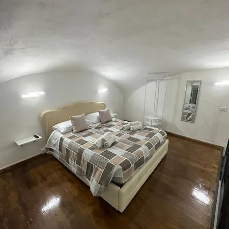 Aurora House דירה נאפולי