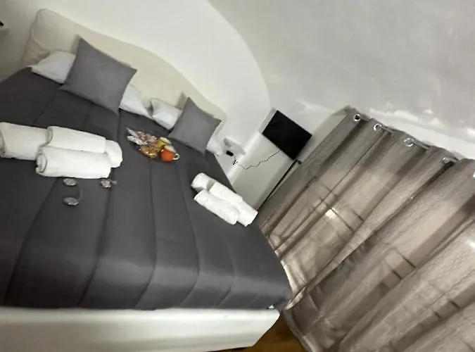Aurora House דירה *