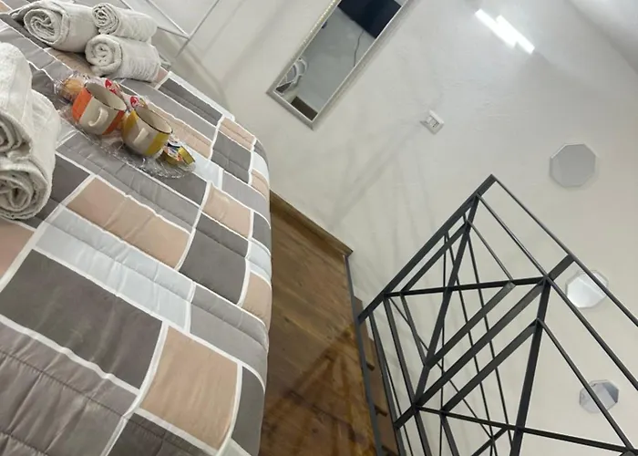 Aurora House דירה